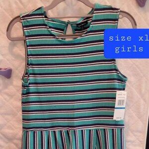 🎀 Sequin Hearts - Girls XL Jumper NWT
